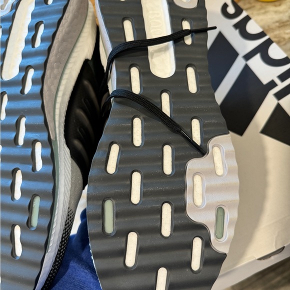 Men’s Adidas X_PLRBOOST ID 9435 sneakers size 11 US - Picture 5 of 9